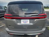 Used 2022 Chrysler Pacifica Touring-L w/ Uconnect Theater Family Group image 3