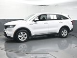 Used 2023 Kia Sorento LX image 4