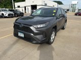 Used 2019 Toyota RAV4 LE image 4