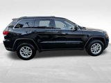 Used 2019 Jeep Grand Cherokee Laredo image 4