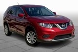Used 2016 Nissan Rogue S image 2