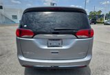 Used 2020 Chrysler Pacifica Limited image 4