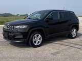 Used 2023 Jeep Compass Sport image 2