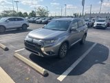 Used 2020 Mitsubishi Outlander SEL image 2