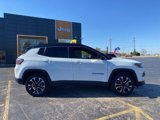 Used 2023 Jeep Compass Limited image 3
