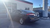 Used 2017 Ford Fusion SE w/ Fusion SE Technology Package image 5