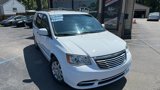 Used 2016 Chrysler Town & Country Touring w/ Driver Convenience Group image 2