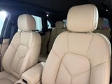 Certified 2025 Porsche Macan image 5