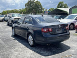 Used 2010 Volkswagen Jetta SEL image 6