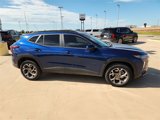 Used 2024 Chevrolet Trax LT w/ LT Convenience Package image 5