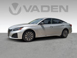 Used 2024 Nissan Altima 2.5 SV image 2