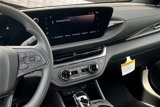 New 2025 Buick Envista Preferred image 6
