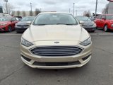 Used 2017 Ford Fusion SE w/ Fusion SE Technology Package image 2