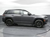 New 2025 Jeep Grand Cherokee Altitude image 3