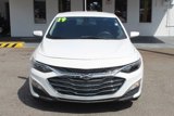 Used 2019 Chevrolet Malibu LT image 2