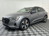 Used 2022 Audi e-tron Premium Plus w/ Premium Plus Package image 3