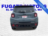Used 2017 Jeep Renegade Trailhawk w/ Premium Trailhawk Package image 4