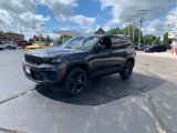 New 2025 Jeep Grand Cherokee Altitude image 4