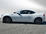 Used 2017 Toyota 86 image 2