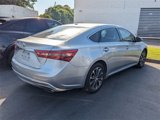 Used 2016 Toyota Avalon XLE Premium image 3