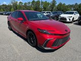 Used 2025 Toyota Camry SE image 2