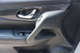 Used 2018 Nissan Rogue SV w/ Premium Package image 3