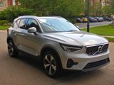 Used 2025 Volvo XC40 B5 Plus image 3