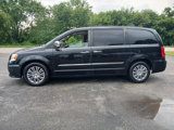Used 2014 Chrysler Town & Country Touring-L w/ Driver Convenience Group image 5