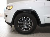 Used 2019 Jeep Grand Cherokee Limited image 4