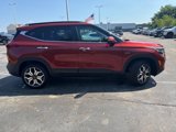 Used 2021 Kia Seltos SX image 2