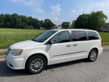 Used 2013 Chrysler Town & Country Touring-L w/ Entertainment Group #2 image 3