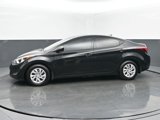 Used 2016 Hyundai Elantra SE image 2