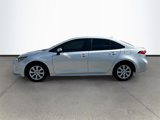 Used 2022 Toyota Corolla LE image 4