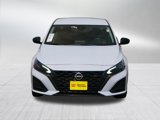 Used 2023 Nissan Altima 2.5 SR image 2