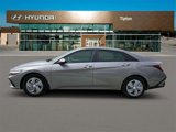 New 2025 Hyundai Elantra SE image 3