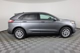 Used 2022 Ford Edge SEL w/ Convenience Package image 2