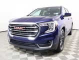 Used 2022 GMC Terrain SLT w/ Tech Package image 3