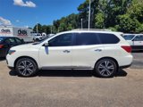 Used 2020 Nissan Pathfinder Platinum image 5