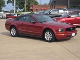 Used 2007 Ford Mustang Deluxe image 2
