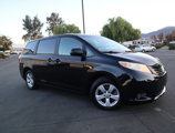 Used 2015 Toyota Sienna L image 4