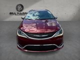 Used 2020 Chrysler Pacifica Limited image 2