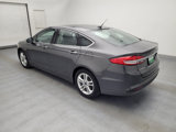 Used 2018 Ford Fusion SE image 3