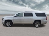 Used 2018 Chevrolet Suburban LT image 2