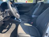 Used 2022 Hyundai Venue Limited image 6