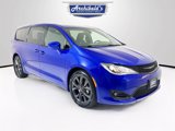 Used 2018 Chrysler Pacifica Touring Plus w/ S Appearance Package image 1
