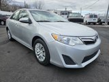 Used 2012 Toyota Camry LE image 3
