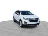 Used 2022 Chevrolet Equinox LT image 2
