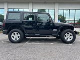 Used 2016 Jeep Wrangler Unlimited Sport w/ Connectivity Group image 2