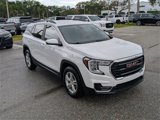Used 2022 GMC Terrain SLE w/ Driver Convenience Package image 2