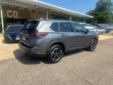 Used 2024 Nissan Rogue SV image 5
